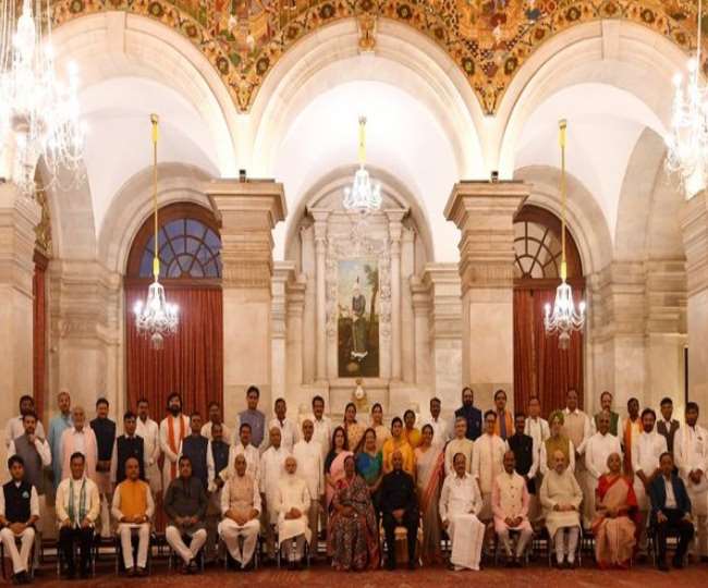 केंद्रीय मंत्रिपरिषद में जानें किन नए चेहरों को मिल सकता है मौका और किन्हें किया जाएगा प्रोमोट...