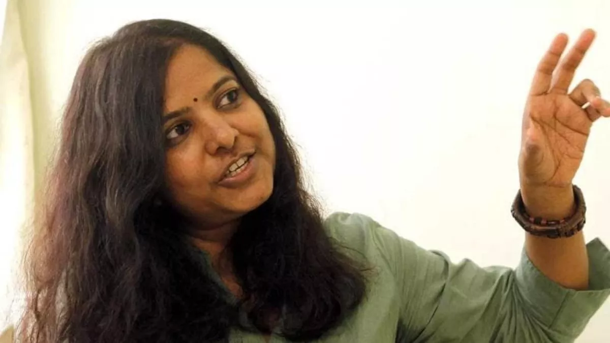 Kaali Poster Row: लीना ने 'काली' के बाद शेयर की एक और विवादित तस्वीर, भड़के लोगों ने कहा- गिरफ्तार करो इसे