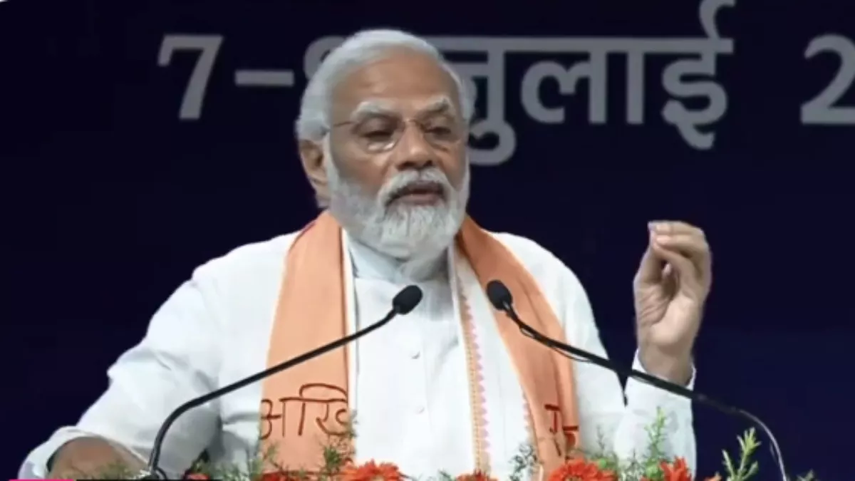 PM Modi Varanasi Visit : पीएम मोदी बोले-हम भावनाओं के आधार पर दुनिया नहीं बदल सकते,परिणाम के साथ प्रमाण होना चाहिए