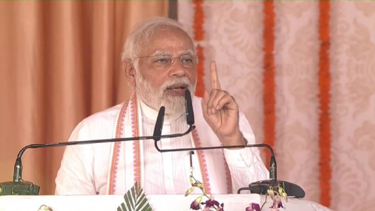 PM Narendra Modi In Varanasi : प्रधानमंत्री मोदी