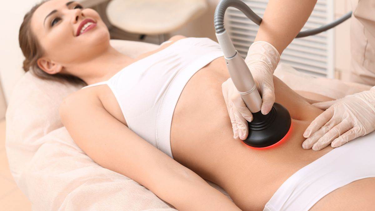 https://www.jagranimages.com/images/newimg/07072023/07_07_2023-body_massager_machine_23463933.jpg