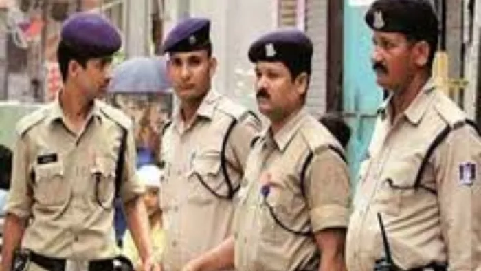 गैंगस्टर-नशे के कारोबारियों के खिलाफ सख्त धनबाद पुलिस। फाइल फोटो