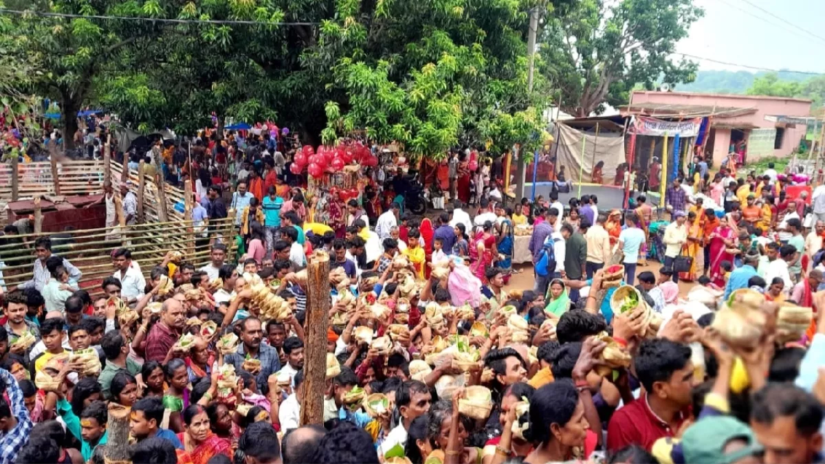 Jharkhand News: हाथरस भगदड़ के बाद भी लाचार प्रशासन? मेला में अव्यवस्था हावी! उठ रहे सवाल