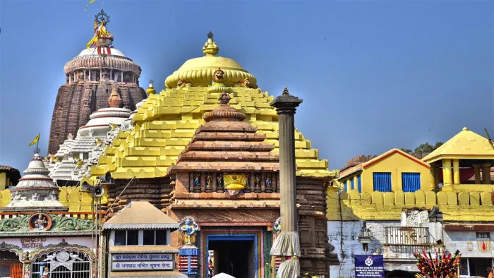 बंगाल में जगन्नाथ पुरी की तर्ज पर विशाल मंदिर का निर्माण कराया जा रहा है।
