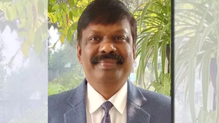 ई-रिक्शा पर बैठी स्कूली लड़कियों से ACS ने की बात। फाइल फोटो
