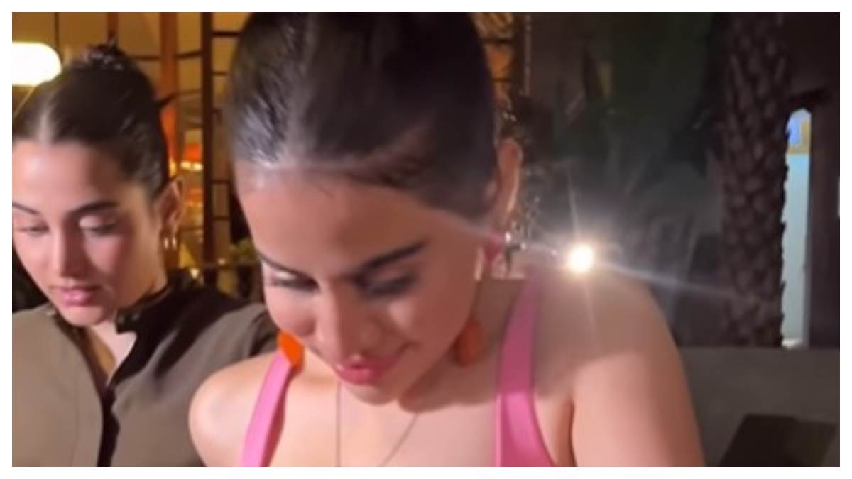 https://www.jagranimages.com/images/newimg/07072024/07_07_2024-urfi_javed_drunk_23753987.jpg