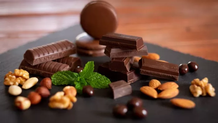 Dark Chocolate से जुड़े मिथक (Image Credit- Freepik)