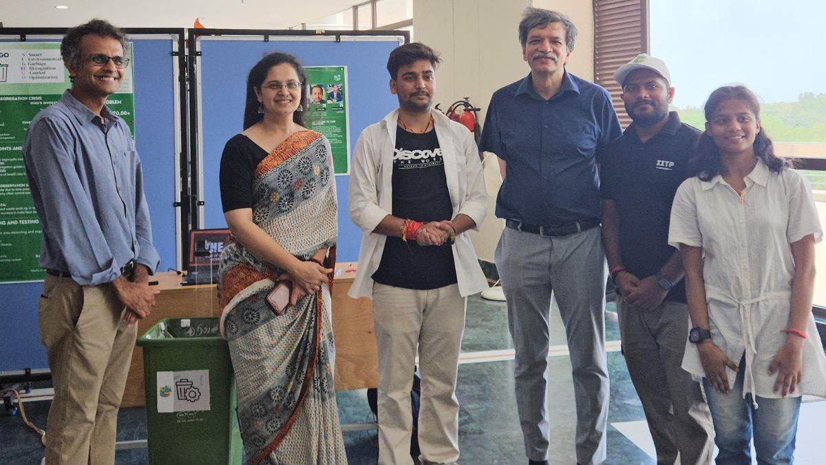 ncr ai smart dustbin new delhi city tackles waste management