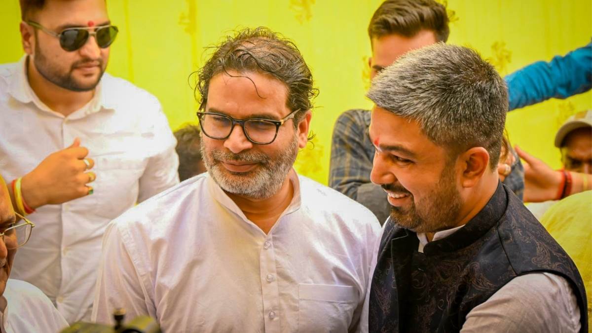 https://www.jagranimages.com/images/newimg/07072025/07_07_2025-prashant_kishor_manish_kashyap_23977670.jpg