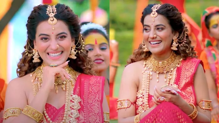 Still Image of Akshara Singh from Hamaar Jaan Mahadev Song