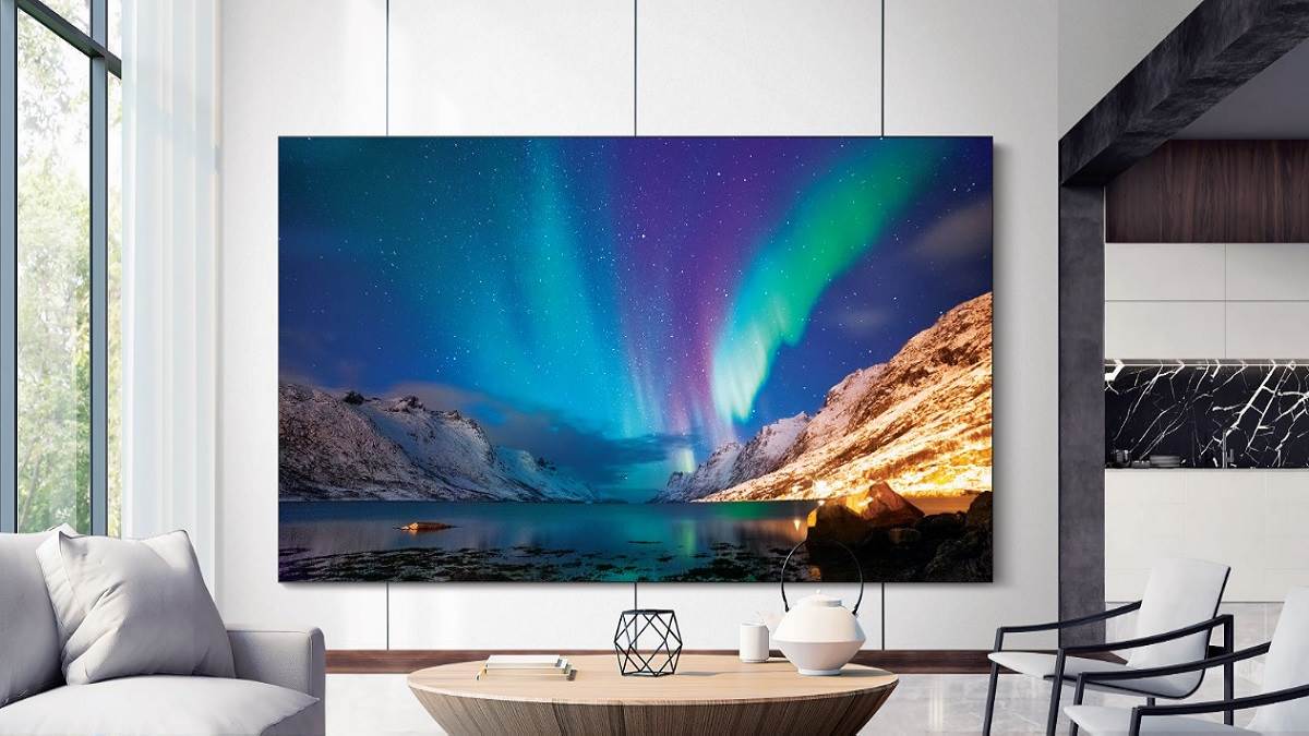 अब तक छुपी हुईं थीं ये खासमखास 85 Inch TV, अब थिएटर भी देखेगा दिन में तारे