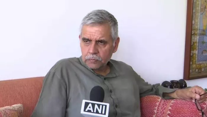 संदीप दीक्षित ने किया बिल का समर्थन। (फोटो- एएनआई)