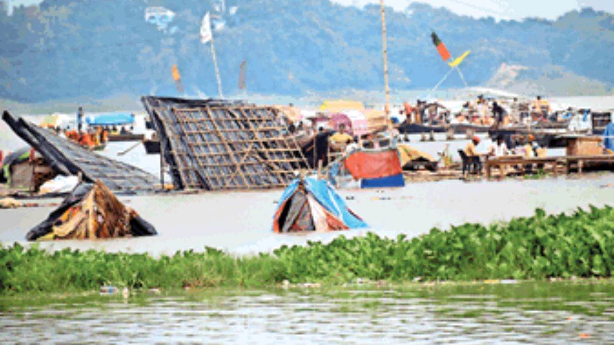 https://www.jagranimages.com/images/newimg/07082023/07_08_2023-prayagraj_flood_23494314.jpg