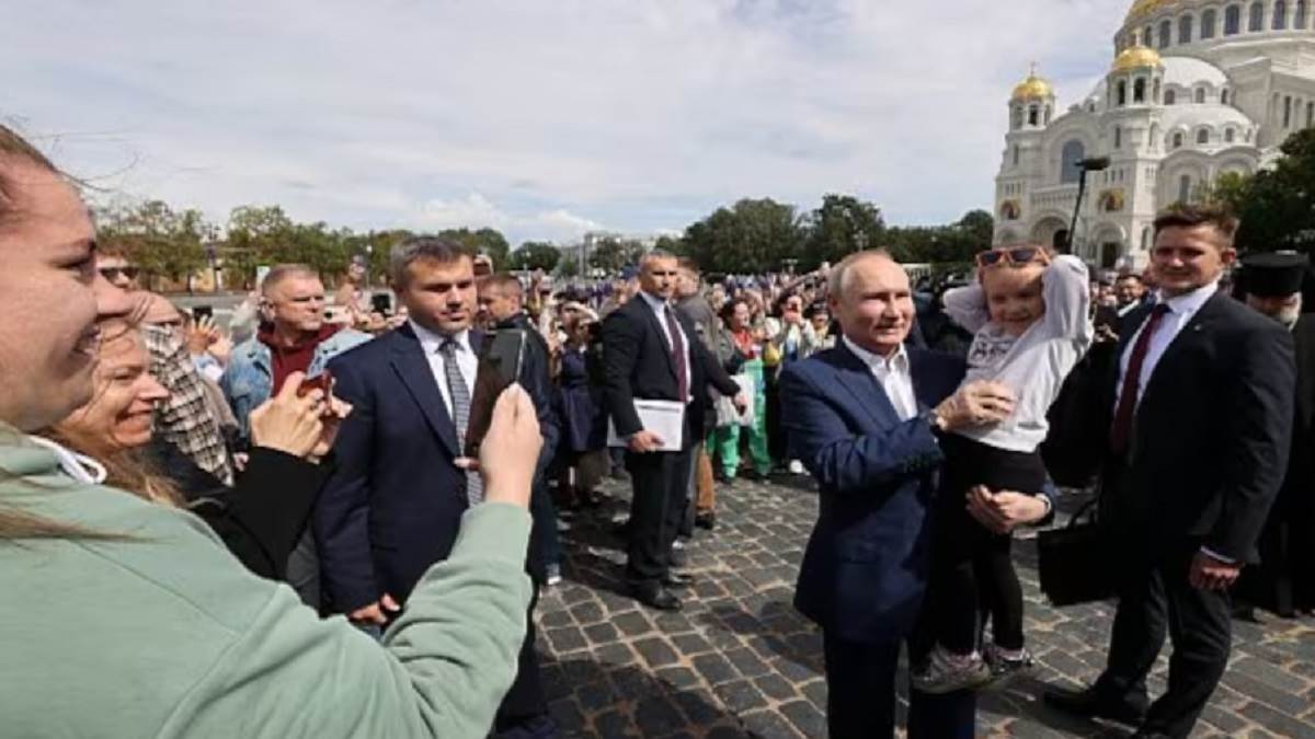 https://www.jagranimages.com/images/newimg/07082023/07_08_2023-putin_1_23494720.jpg