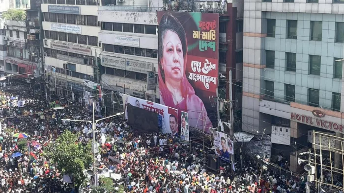 बांग्लादेश की पूर्व प्रधानमंत्री एवं बांग्लादेश नेशनलिस्ट पार्टी (बीएनपी) की अध्यक्ष खालिदा जिया।