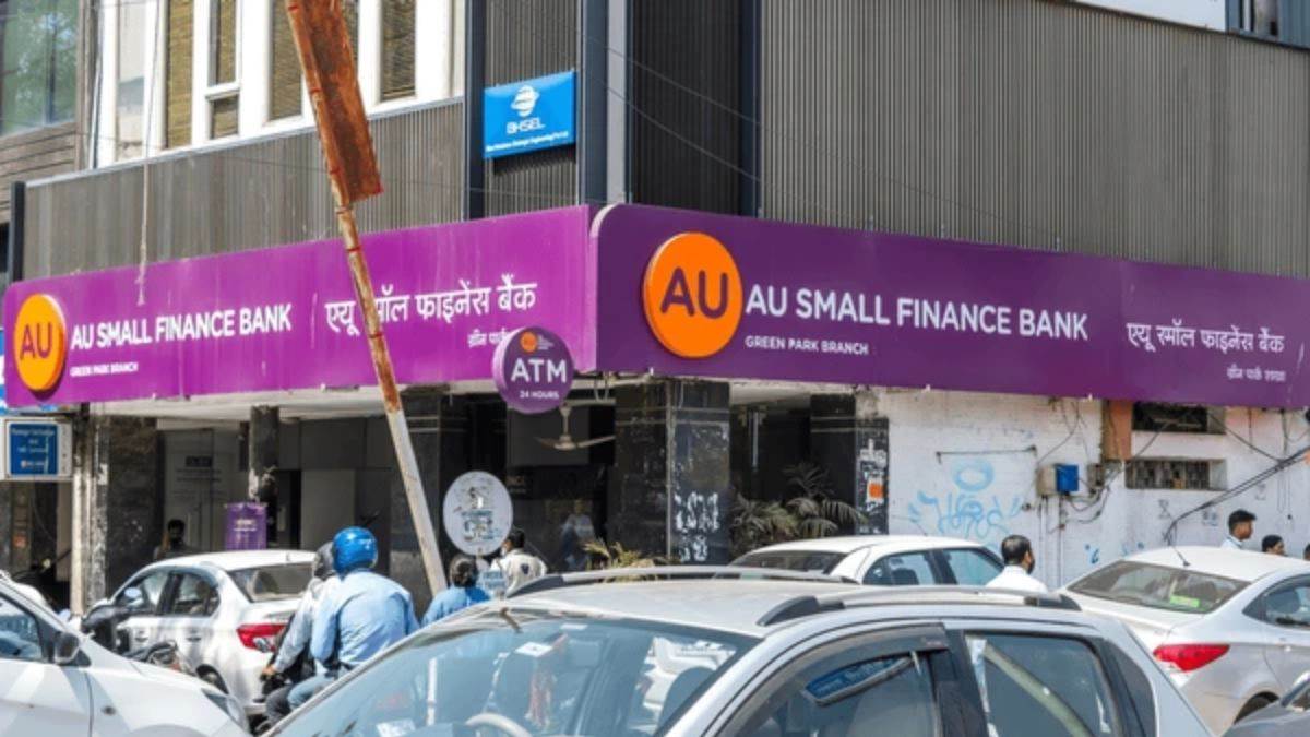 https://www.jagranimages.com/images/newimg/07082025/07_08_2025-au_small_finance_bank_24006822.jpg