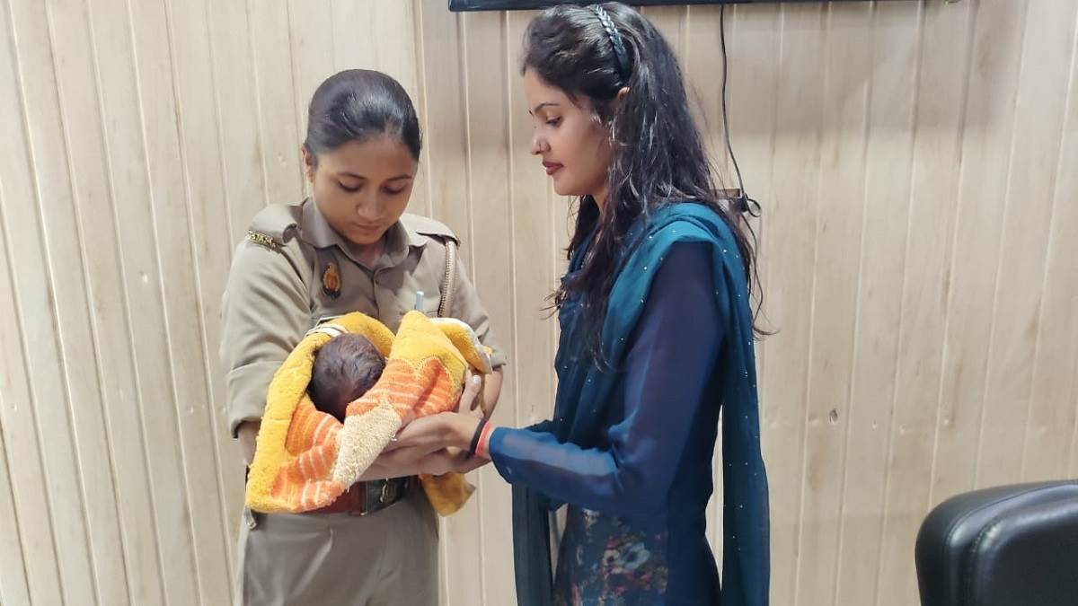 https://www.jagranimages.com/images/newimg/07082025/07_08_2025-child_r_24006893.jpg
