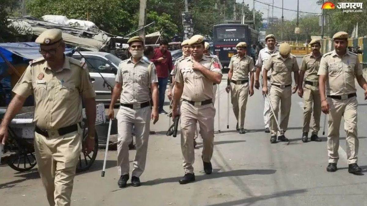 https://www.jagranimages.com/images/newimg/07082025/07_08_2025-delhi_police_3_24005943.jpg