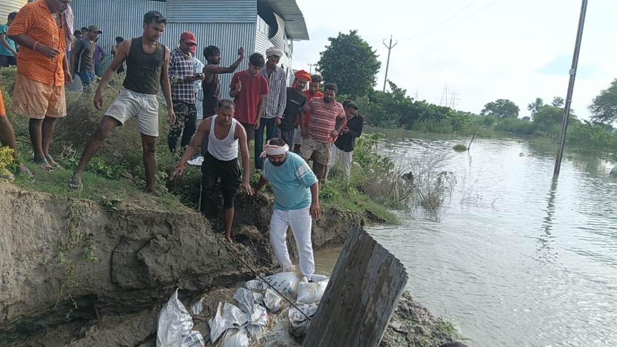 https://www.jagranimages.com/images/newimg/07082025/07_08_2025-flood1_24006119.jpg