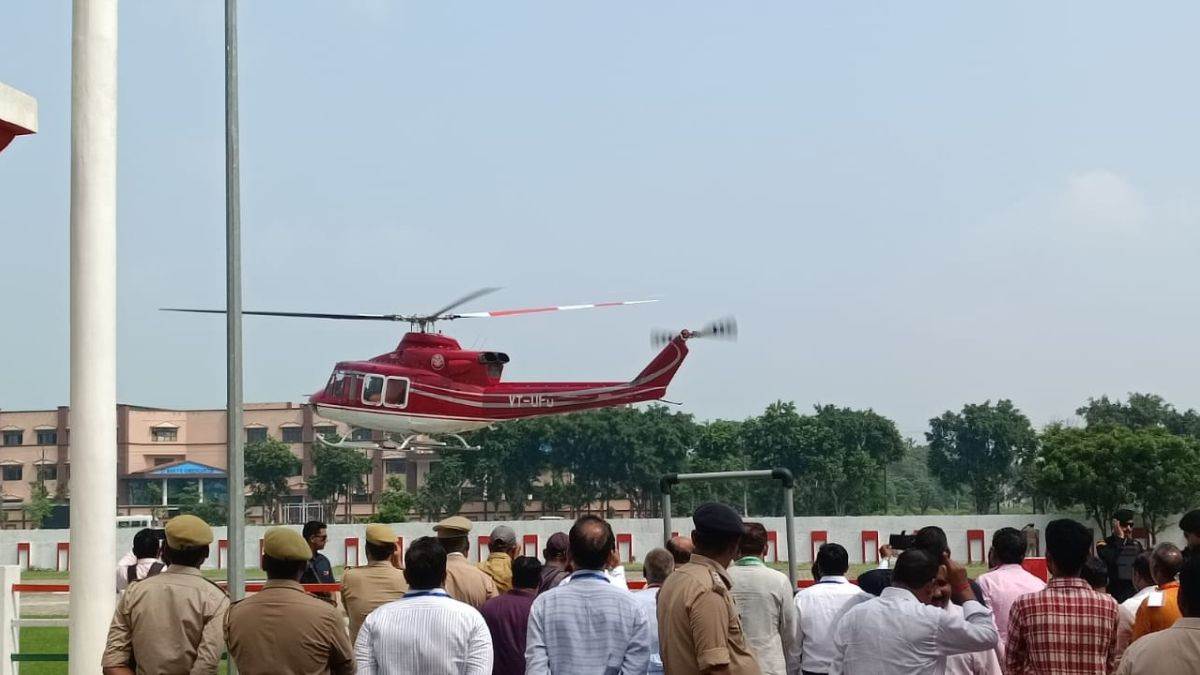 https://www.jagranimages.com/images/newimg/07082025/07_08_2025-helicopter_sambhal_24006233.jpg