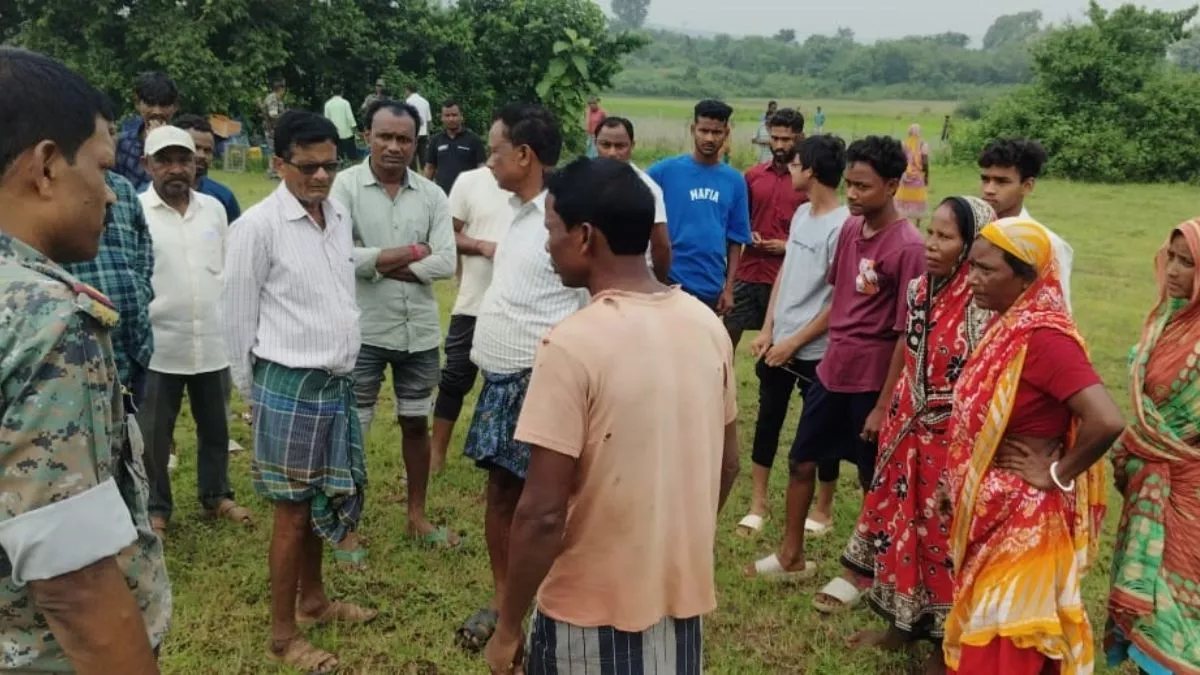 Jamshedpur News: जंगल में प्रेमी युगल का फंदे से लटका मिला शव, पति को छोड़कर लिव-इन में रहती थी युवती