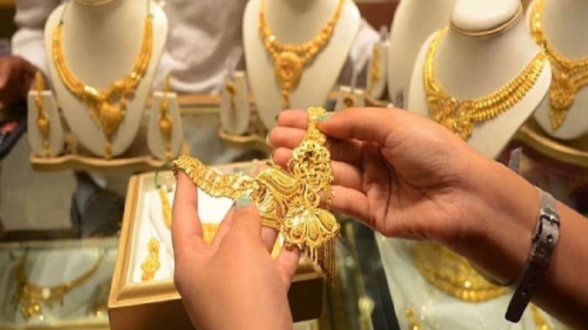 https://www.jagranimages.com/images/newimg/07082025/07_08_2025-kalyan_jewellers_24006611.jpg