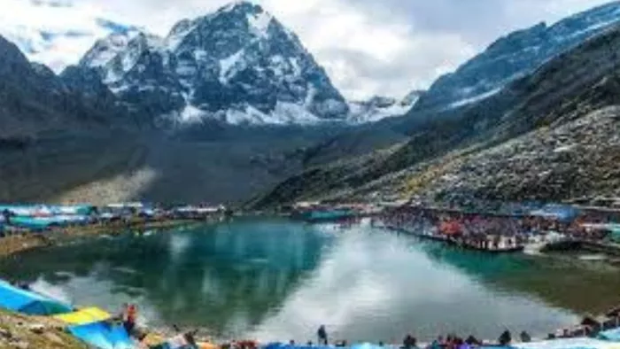 हिमाचल प्रदेश के चंबा जिला के भरमौर स्थित मणिमहेश कैलाश।