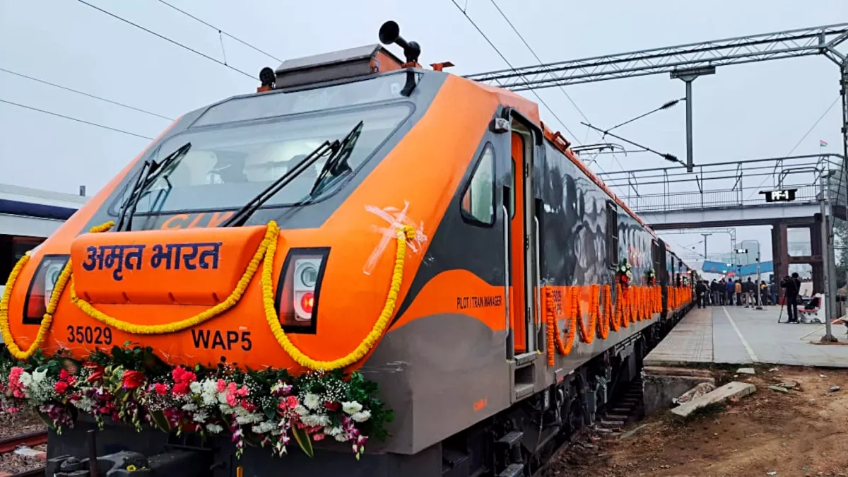 सीतामढ़ी-नई दिल्ली के बीच चलेगी अमृत भारत ट्रेन, गोरखपुर-लखनऊ के रास्ते गुजरेगी; जानिए शेड्यूल