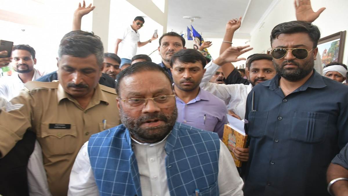 https://www.jagranimages.com/images/newimg/07082025/07_08_2025-swami_prasad_maurya_24006288.jpg