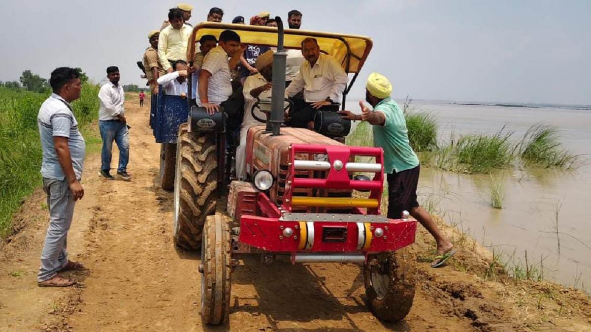 https://www.jagranimages.com/images/newimg/07082025/07_08_2025-tractor_r_24006265.jpg