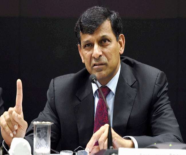 विकास दर में गिरावट सभी के लिए चिंताजनक, सार्थक कदम उठाएं नौकरशाहः RBI के पूर्व गवर्नर रघुराम राजन