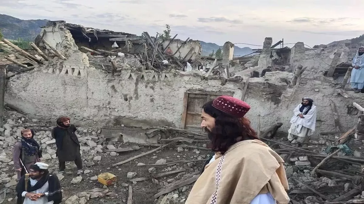 Earthquake in Afghanistan: अफगानिस्तान में दो दिन बाद फिर लगे भूकंप के झटके, जानें क्या रही तीव्रता