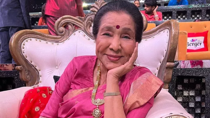 Asha Bhosle 90th birthday Photo Credit Instagram