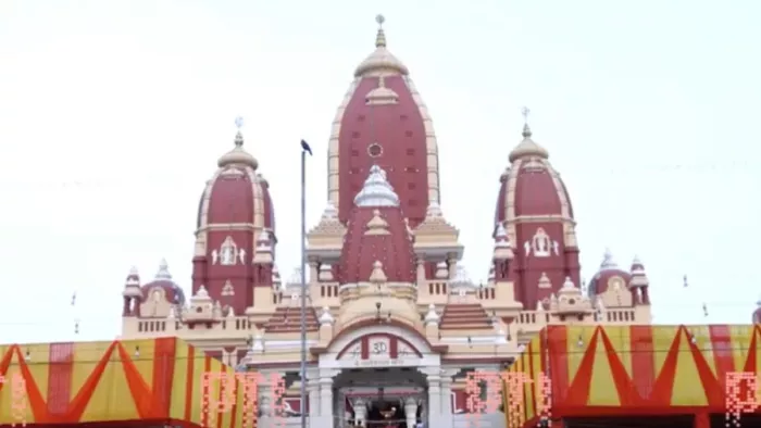 दिल्ली से लेकर कोलकाता के मंदिरों में जन्माष्टमी की धूम (फोटो, एक्स)