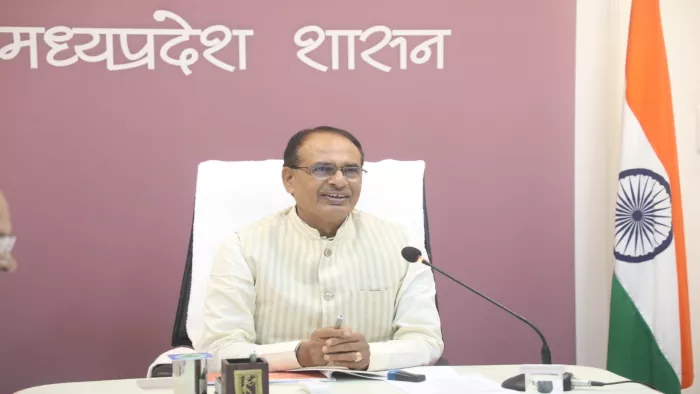 हिलाओं के लिए चलाई जा रही लाडली बहन योजना से महिलाओं के चेहरे पर खुशी आई है।