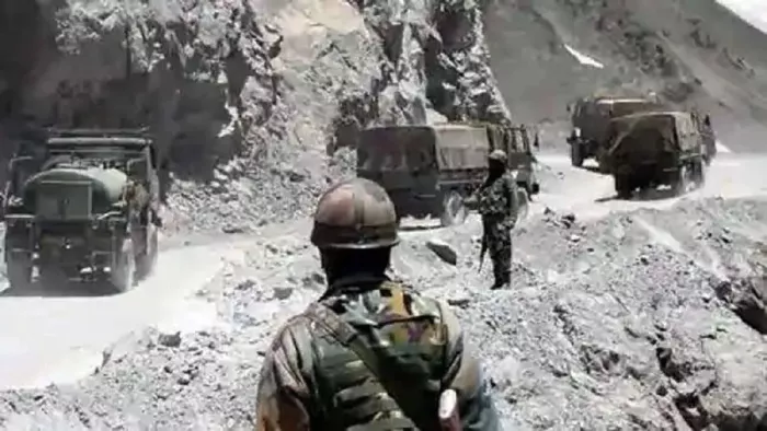 LAC पर तेजी से बुनियादी ढांचों का विकास कर रहा भारतः बीआरओ प्रमुख। फाटोः एएनआई।