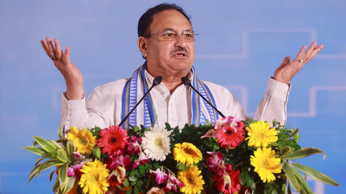 jp nadda bihar visit gave gift to gaya patna bhagalpur kishanganj hospital cm nitish kumar was also present