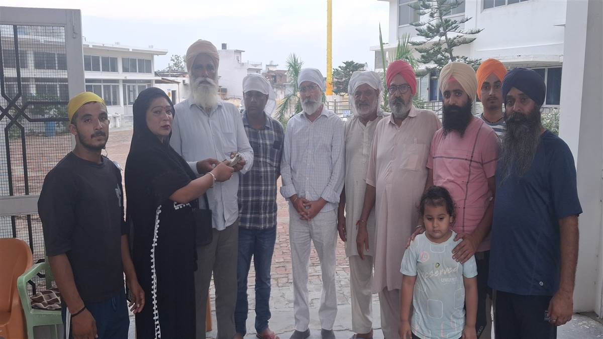 https://www.jagranimages.com/images/newimg/07092025/07_09_2025-06dem_38_06092025_712.jpg