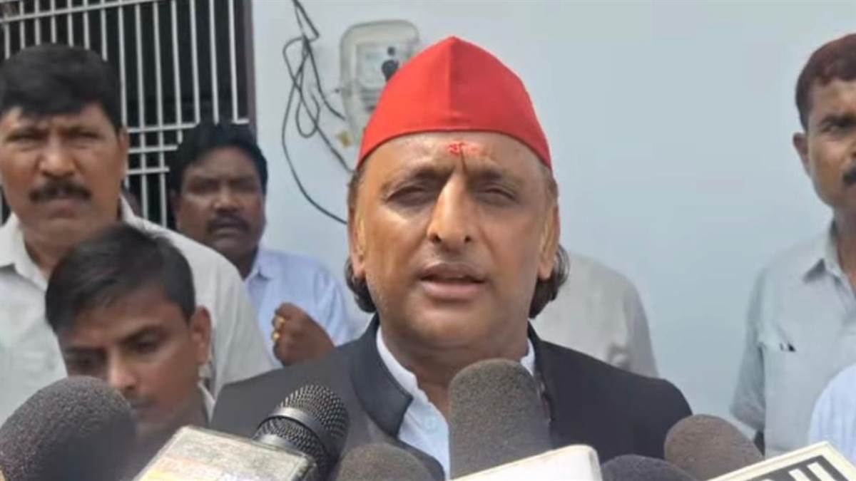 https://www.jagranimages.com/images/newimg/07092025/07_09_2025-akhilesh_yadav_in_etawah_24038745.jpg
