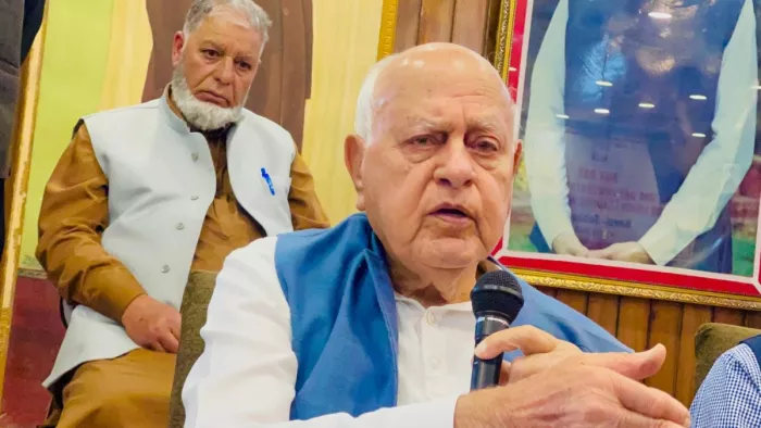 हजरतबल दरगाह पर हुए विवाद से बचा जा सकता था- फारूक अब्दुल्ला