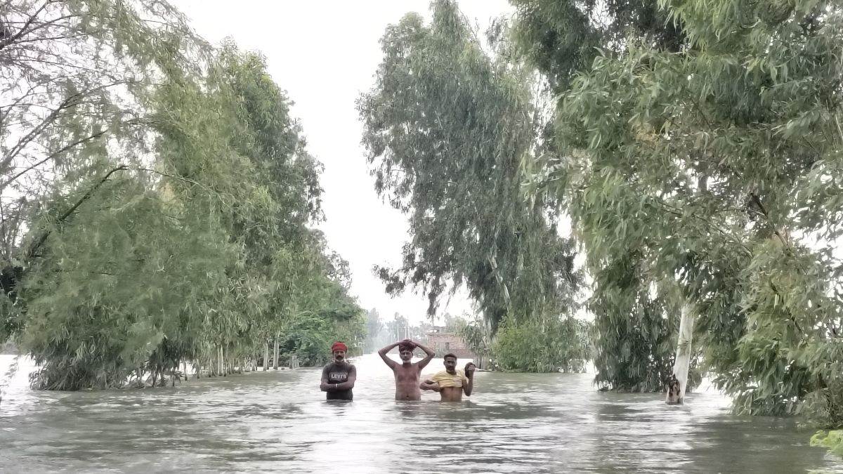 https://www.jagranimages.com/images/newimg/07092025/07_09_2025-jk_flood_24039282.jpg