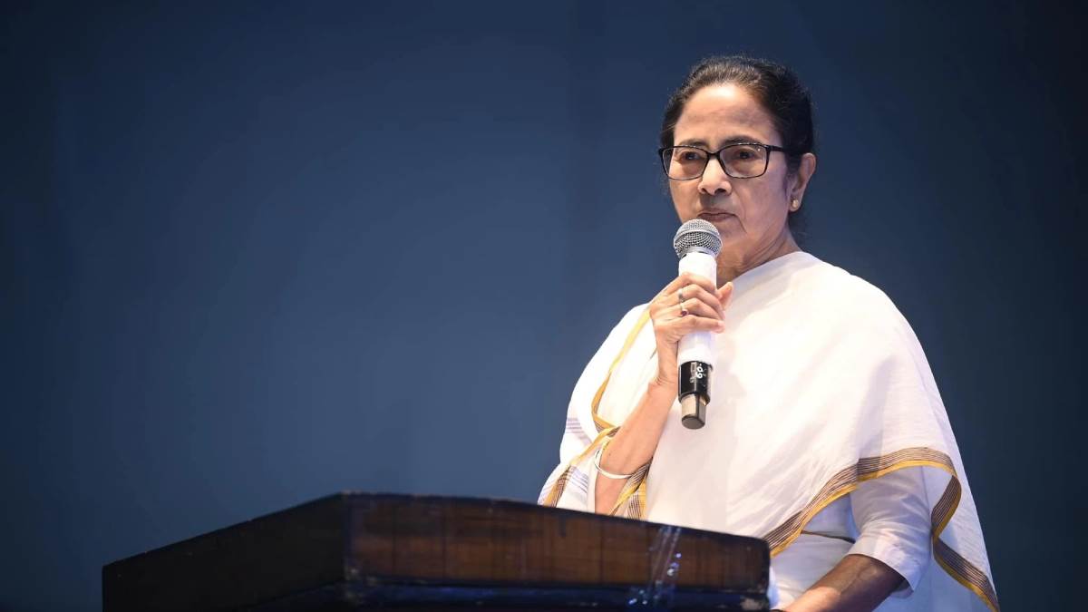 https://www.jagranimages.com/images/newimg/07092025/07_09_2025-mamata_24039181.jpg