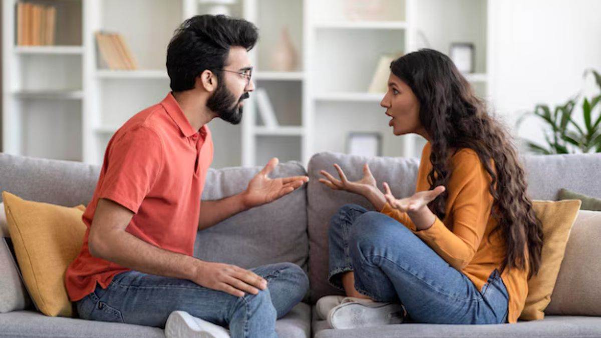 https://www.jagranimages.com/images/newimg/07092025/07_09_2025-signs_of_a_breakup_24037715.jpg