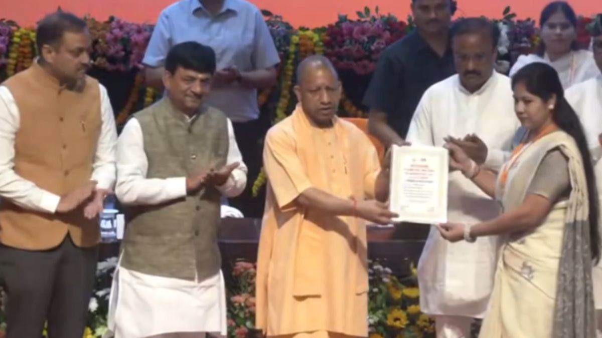 https://www.jagranimages.com/images/newimg/07092025/07_09_2025-up_kaushal_cm_yogi_adityanath_dainik_jagran__24038627.jpg