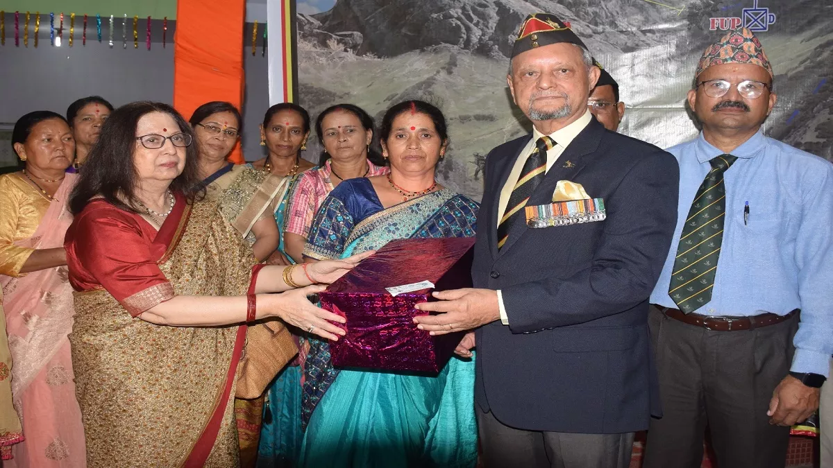 Nainital News : कार्यक्रम के दौरान पिथौरागढ़ निवासी पुष्पा चंद को सम्मानित भी किया गया।