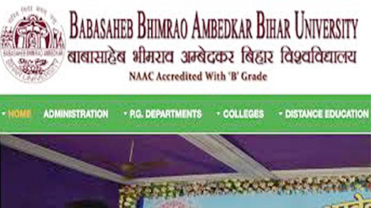 12 अक्टूबर से विद्यार्थियों को कालेज से ही एडमिट कार्ड मिल जाएगा। फाइल फोटो