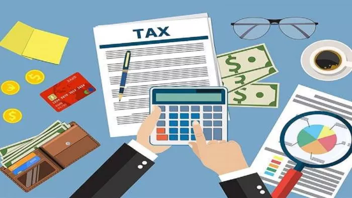 how much tax on moonlighting in India in Hindi