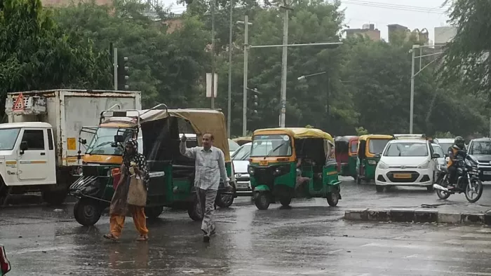 दिल्ली-एनसीआर के कई इलाकों में बारिश। फाइल फोटो।