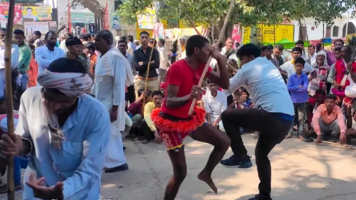 भारत की एक सबसे दिक्षिपालित समस्या में बुंदेलखंड की संस्कृति का परिचय कराती पंचकृति