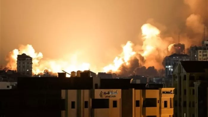 Israel Gaza war इजरायल पर हिजबुल्लाह पर दागी मिसाइलें।